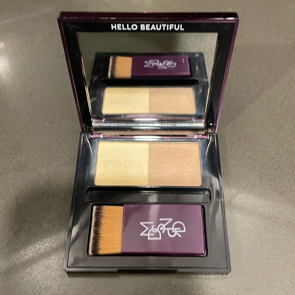 Madison Reed The Great Cover Up Root Powder Blonde